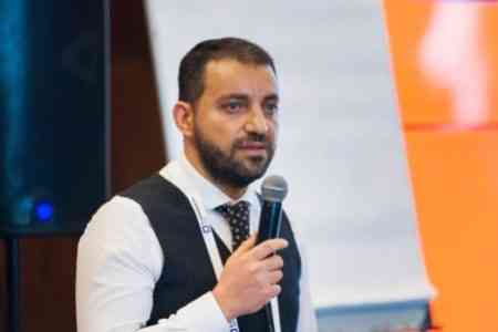 Министр экономики Армении выступил на полях Всемирного правительственного саммита