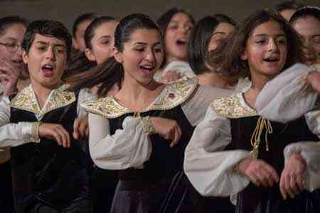 Конверс Банк спонсирует фестиваль «С песней и любовью»