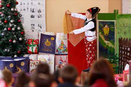 Կոնվերս Բանկն ամանորյա տրամադրություն է պարգևել Գեղարքունիքի սահմանապահ բնակավայրերից մեկի երեխաներին