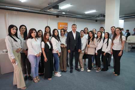 Ավելի շատ աշխատատեղ IDBank-ի Գյումրիի զանգերի կենտրոնում