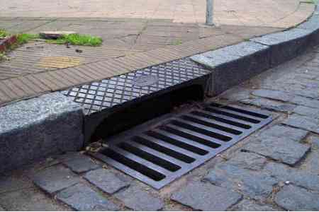 Мэрия проведет инвентаризацию улиц с целью внедрения систем ливневой канализации