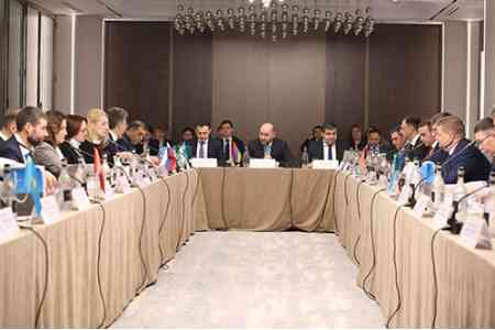 В ЦБ Армении состоялось 27-е заседание Консультационного Совета по валютной политике регуляторов стран- членов ЕАЭС