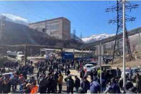 Руководство ЗММК готово пойти на изменения в условиях оплаты труда