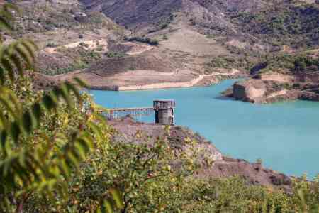 Министр экономики обсудил с руководством ЗММК возможности строительства нового медеплавильного завода