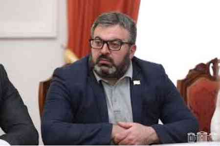 Даниелян опровергает опровергающего его Папояна: Тем временем, обещают, что агропродукция из Армении будет тщательно досматриваться перед въездом на КПП <Верхний Ларс>