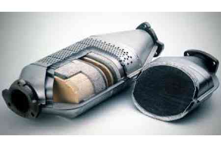 Кабмин Армении продлил запрет на экспорт автомобильных катализаторов