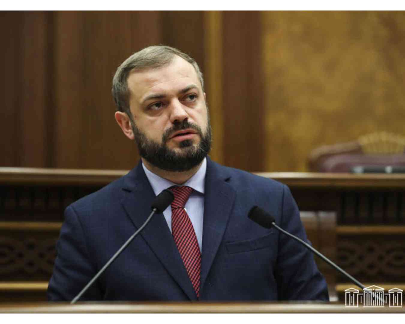 Министр: власти Армении хотят каждый год приглашать в Армению на гастроли как минимум двух мировых звезд