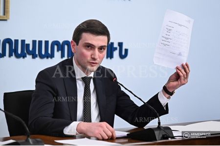 В Минтеруправления обсудили проект создания железнодорожной инфраструктуры, ведущей к аэропорту <Звартноц>