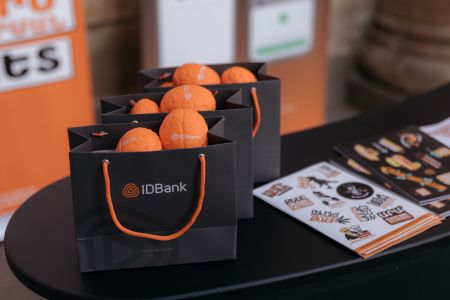 IDBank представил инновационные решения для сектора МСП на региональной конференции Союза банков Армении