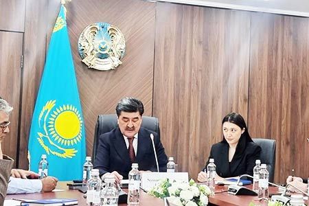 Перед странами Центральной Азии стоит задача - перевооружение во всех отраслях экономики - Ерлан Нысанбаев