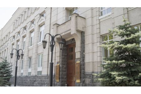 В ЦБ Армении обсудили макроэкономическую политику в непредсказуемом и подверженном шокам мире