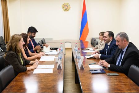 В Минтехпромышленности обсудили новые направления сотрудничества с ВБ