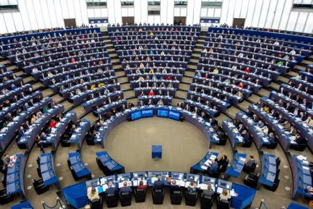 Европарламент одобрил временные меры по либерализации торговли в отношении продукции армянского производства